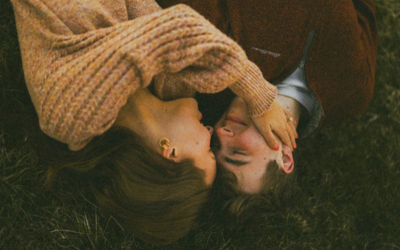 Warum gute Vorsätze Beziehungen selten retten